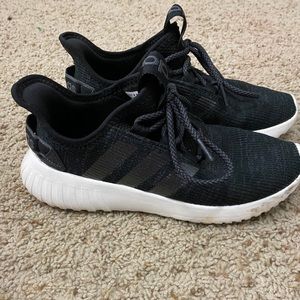 Women’s Adidas Tennis Shoes